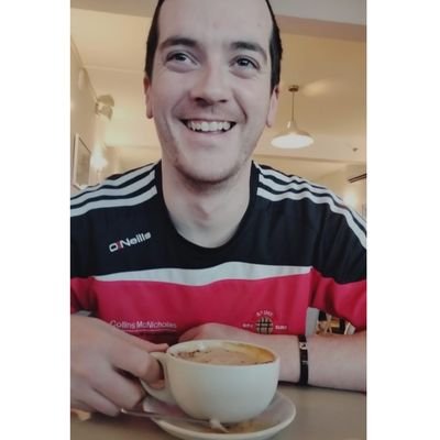 Brucie88's profile picture. Sligo rovers 🟥⬜ Arsenal ⚽ and beer 🍻