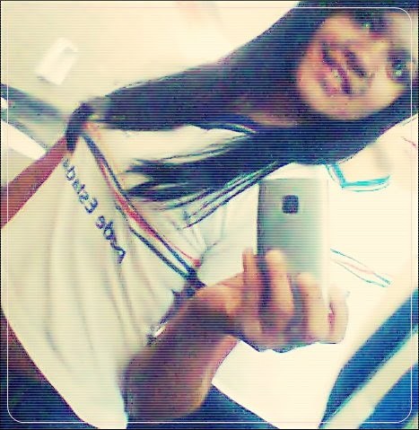 .. Levo a vida no sorriso,, mesmo passando sufoco ♪♪'
, nenhuma inveja & olho gordo me atiçÁ. * .
.. nñ precisa gostar ,, só manter o respeito ♫ (H* .