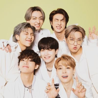 Ismimaulidaaa's profile picture. Its alright to not have a dream, if you have moments where you feel happiness for a while