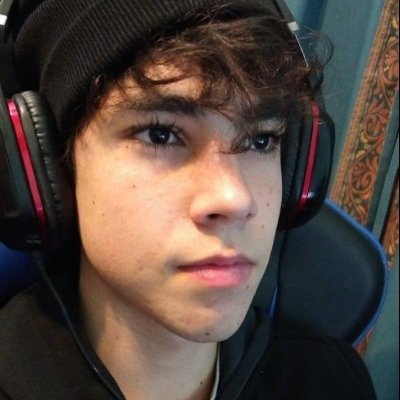 - lvs nct, twitch, cats and coffee ✵
⠀⠀⠀⠀⠀⠀(tngo dislexia no juzguen)