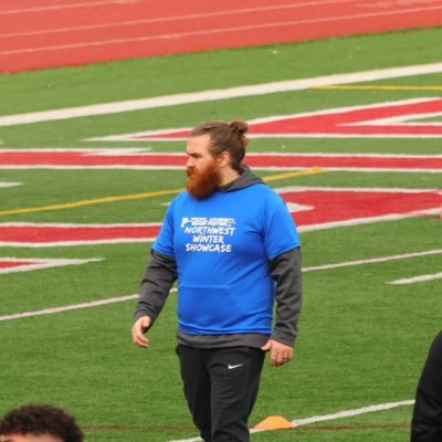 PNW. Defensive Coordinator and OL/LB Coach at Valley Catholic High School. Go Valiants! “Adapt. React. Readapt. Apt.” -Michael Scott