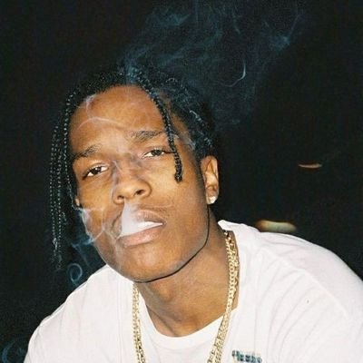 LikanaSteve's profile picture. 