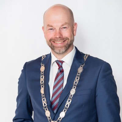 getrouwd, drie kinderen, burgemeester Bodegraven-Reeuwijk, 2018-2022 wethouder Armoedebestrijding .. gemeente Rotterdam