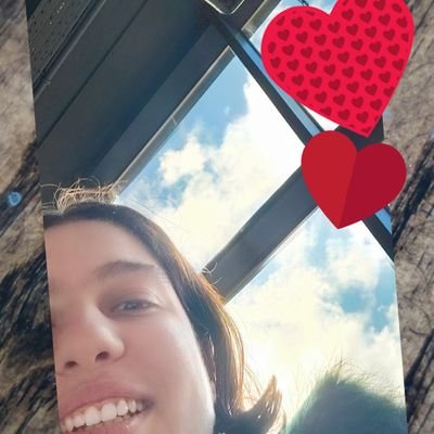 #KeeponSmiling #DyslexicSuperpower A young creative #GraphicDesigner, great ambition to learn & gain new knowledge. More information go to my portfolio website