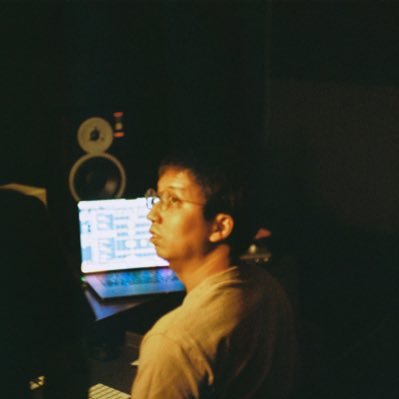 Freelance Music Composer and Videomaker. 作曲家、ビデオ制作者 ● 作品: Flatgirls, หลานม่า、ハッピー・オールド・イヤー、 2GETHER THE MOVIEなど