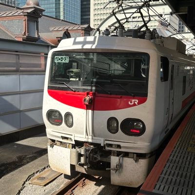 ソフトバンクとライオンズが好きの鉄オタで日本中鉄道の乗り潰しと駅メモをしておりますので鉄オタのかた宜しくお願いします。ももクロ好きなので、モノノフ方どんどん絡んで下さいよろしくお願いします。
