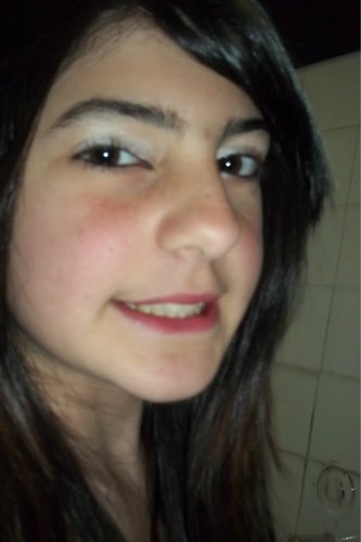 Nome:Gabriella Aleixo . Signo:Leão . Idade:12 anos . Sou brava, xatta, irritantte , não gostto mttm de gente pegajosa e sou uma garotta iludida por eles :s