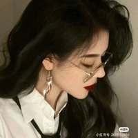 Ling🍓 (@shenilngr) 's Twitter Profile