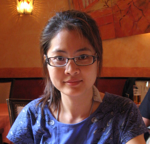 jewelparlour's profile picture. Jewelry Crafter, Crocheter, Mother, Wife, Lazy Pig