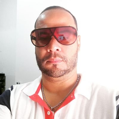Carioca, Vascaíno Raiz, Pai do Gahel o mais novo vascaíno do pedaço!!! Nesse perfil só falo de Vasco da Gama