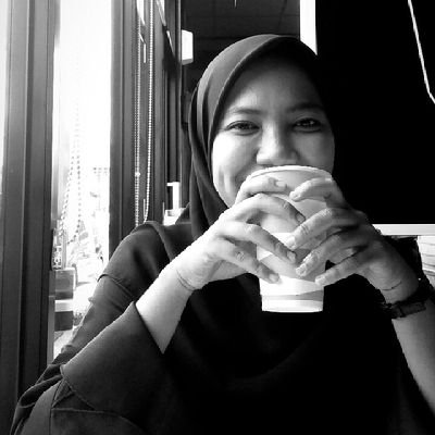 marinaaputtri's profile picture. 