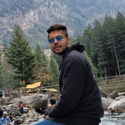 Frontend | Passionate coder creating awesome experiences with React and Typescript | Excels at crafting user interfaces.