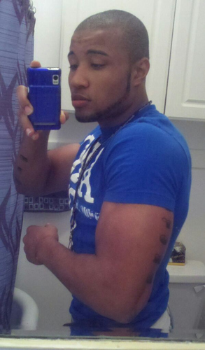 MrSoRightForYou's profile picture. I'm a real man, not just right now, but for 24 hours a day, 7 days a week, & 365 days in the year! -TAB