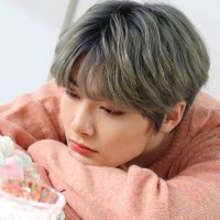 아기빵 (@l_208j) 's Twitter Profile