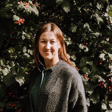 AdvokÄte. Darba dienÄs - Sorainen. BrÄ«vdienÄs - kaut kur pie jÅ«ras, meÅ¾Ä vai ar grÄmatÄm. Å eit tikai personiskais viedoklis.