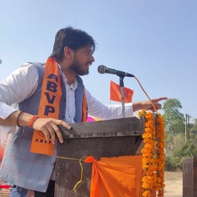 Working at Bhartiya Janta Party @BJP4India @BJP4UP ||प्रदेश सह मंत्री @ABVPforKanpur || भारतीय ||
@ABVPVoice || Student Activist || Nation First ||