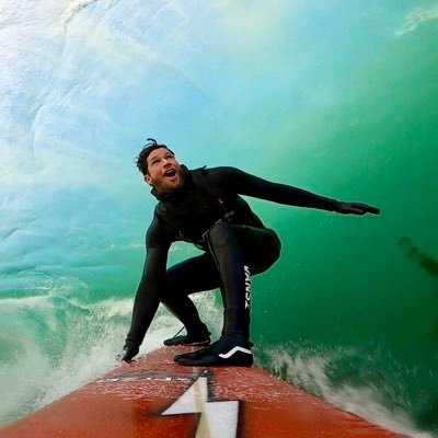 Professional surfer, unprofessional gambler, NFT enthusiast https://t.co/fUpP8JYS4w