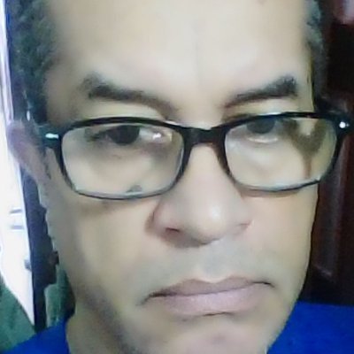 indignahoraesya's profile picture. "La actividad más importante que un ser humano puede lograr es aprender para entender, porque entender es ser libre”. 

                   Baruch Spinoza