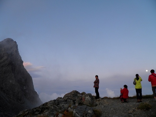 mickeymouse4000's profile picture. 2011.09槍ヶ岳の夕暮れ 登山とゴルフを愛してます。ゴルフベスト85 すぐに100越える汗 MyGear 1W(mavrik),4W,7W(XXIO)5i～PW(XXIO FORGED),SW ODYSSEY SABERTOOTH、NIKE,モンベル,グレゴリー,TREK