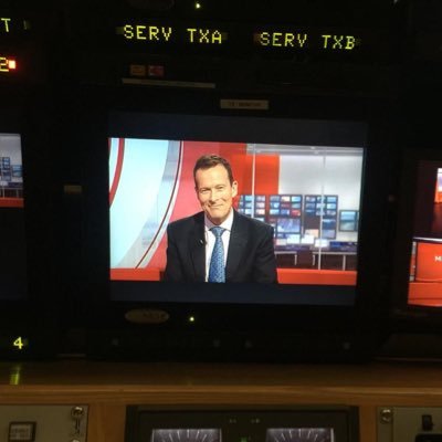 Dad, Gooner (Legacy), cyclist, bloke formerly off @bbcmtd. Tor pic from @Glastomichelle
