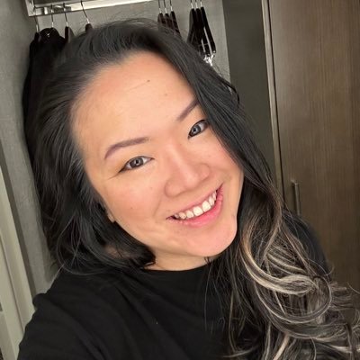18+ | Twitch Affiliate | Medical lab dork | Runner 🔜 Chicago Marathon ‘25 | Cosplay | Nutrition and Fitness | Catch me at https://t.co/yMSAcGdXKW