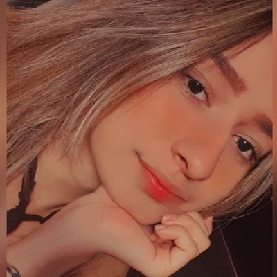 nicoled1199's profile picture. ✨