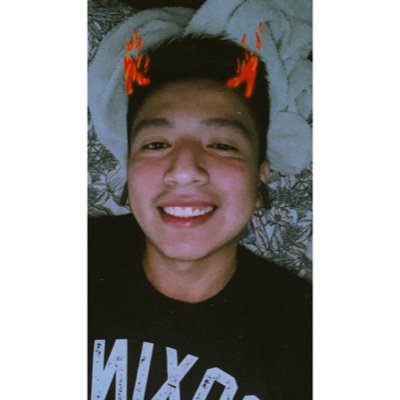 Pa mí que yo nací pa estar solo No hay una loca pa este loco El tiempo se va y queda poco Baby, vamos a hacerlo otra vez, a chingar otra vez 🤭🫶🏻