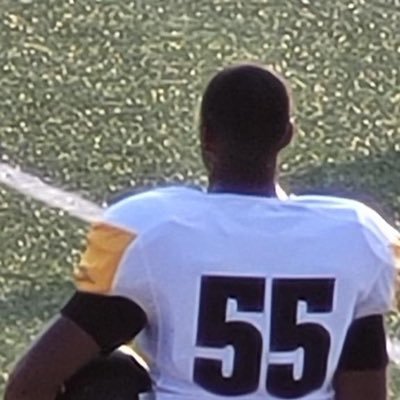 6ft, 255lbs, 3.8 gpa, bench 345, squat 500, 4.69 forty, 4.67 shuttle, vertical 31, broad 8”2feet, c/2024 Film https://t.co/d8hd9e1qDf NCAA ID: 2304856262