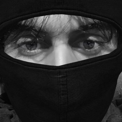 p_04000's profile picture. #8