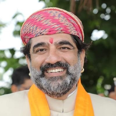 सचिव एवं सदस्य, राज. प्रदेश कोंग्रेस कमेटी । पूर्व ज़िला परिषद सदस्य (INC), चित्तौडगढ़ | विधानसभा क्षेत्र बड़ीसादडी-171, ज़िला-चित्तौडगढ़, राजस्थान।