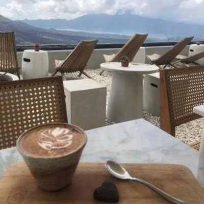 jerry_y4n9's profile picture. we have wild fantasy its our secret life