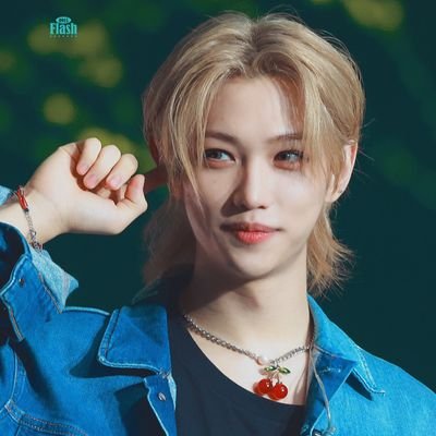•stay with straykids•