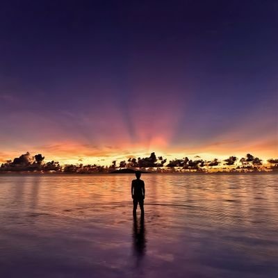 星空ポートレートを主に宮古島の写真を撮りつつ、猫の保護団体でボランティアをしています😄