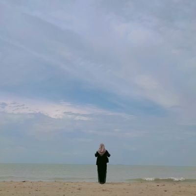 dewazete's profile picture. Orangnya tertutup, terbuka kalo lagi mandi aja
ya suka kpop ya suka jpop ya suka kamu