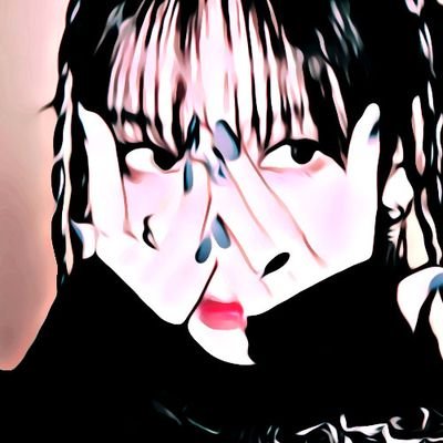 M4LXNXQ's profile picture. Everyone please be kind to the owner of this account. Her was quite sensitive to what people said.