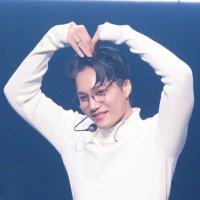 开𝐔𝐈𝐌𝐈𝐂𝐊𝐘 (@auimicky) 's Twitter Profile
