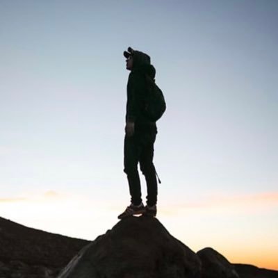 karadaayii's profile picture. 🎓ÇÜ☘️ 👨🏻‍🏫🌱 ❤️💛🦁Galatasaray