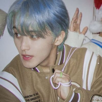 hyuckrze Profile Picture