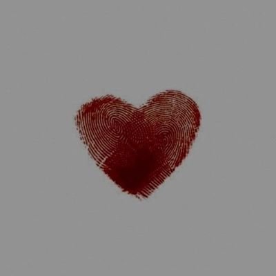 elifsiste's profile picture. 