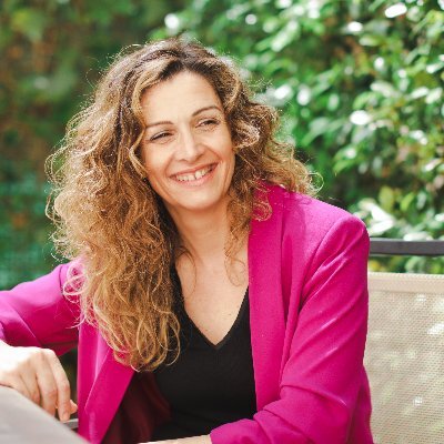 Experta en gestión conflictos laborales y reordenación de empresas. Abogada. #Laboral
Vicepresidenta de @Pimec
Construyendo @rrllsostenibles