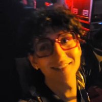 Ari (@ari_as_in_r_e) 's Twitter Profile