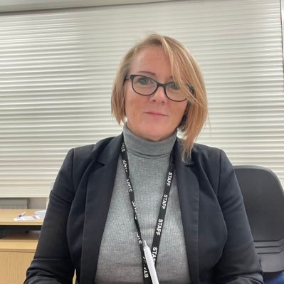 Ms. Williams: BA(Hons), PGCE, QTS, NPQSL, SLE; Teacher of English and Assistant Headteacher with a particular interest in Post-16 T&L and developing colleagues.