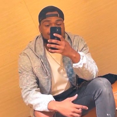 • ⚠️ 9/10 You Won’t Be Able To Get In Touch With Me Cause I’m In The Air 🛫