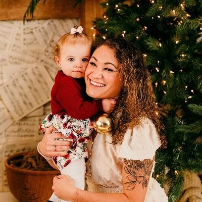 SarahLynn_P's profile picture. Mama • Wife • RN • Furmom • Friend                                                          
Camper queen • Baker • Coffee Lover