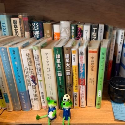 奈良町の無人書店ふうせんかずらさんに「ひなた文庫」として本とカメラを少々出しています。是非お立ち寄りください。