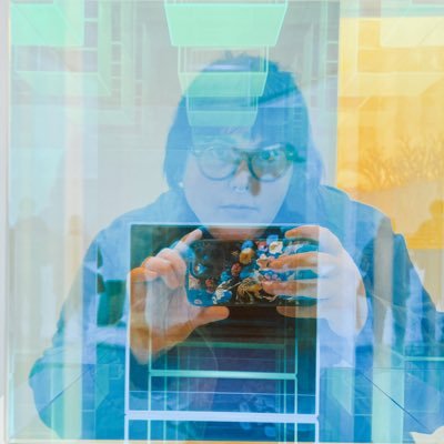 BlueEyedBirds's profile picture. Creativity catalyst, people geek and human-centered designer who embraces emotion and advocates for inclusivity ▽ Obsessed with cats, plants, tarot and travel ▽