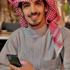 إجعلني يالله ڪ غـﯧمه مرّت ، روت ثم ولّت ، وٱرفعني يالله بٲخلاقي ، ولا تجعل في قلوب الناس شيئاََ عليّ ولا في قلبي شي عليهم💓✨