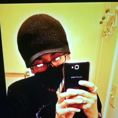 crumbstar6911's profile picture. 