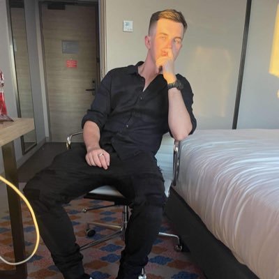 rVayla_'s profile picture. - Previous #9 Arena Pred @playapex - 1x LAN Win