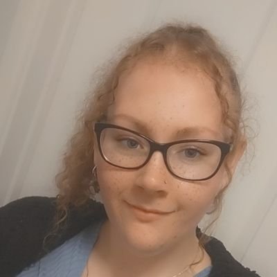 Holly53336881's profile picture. 